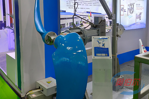 生化池低速推流攪拌機運用現(xiàn)場