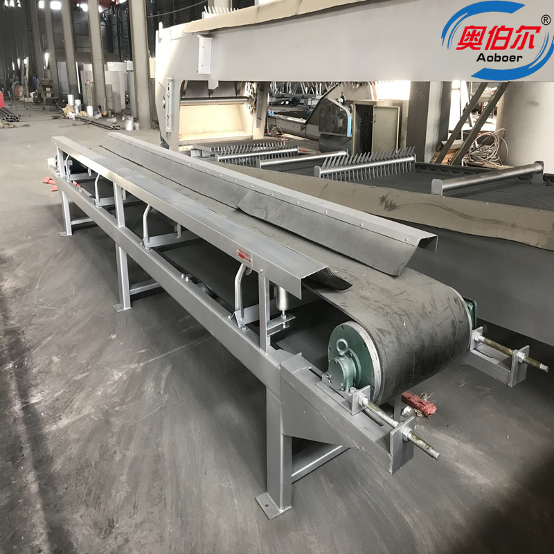 皮帶輸送機(jī)